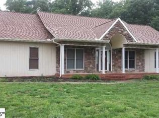 141 Dustin St, Easley, SC 29642