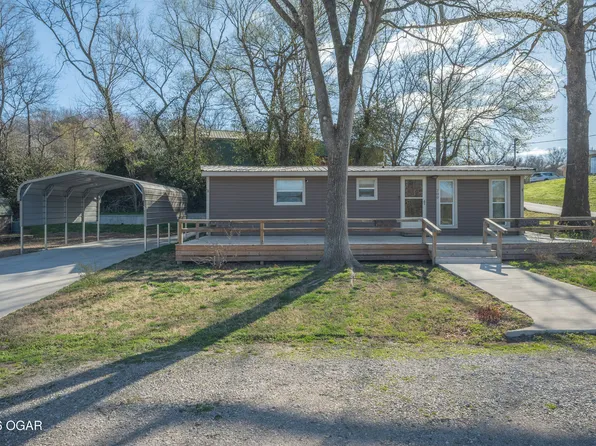 700 Park St, Anderson, MO 64831