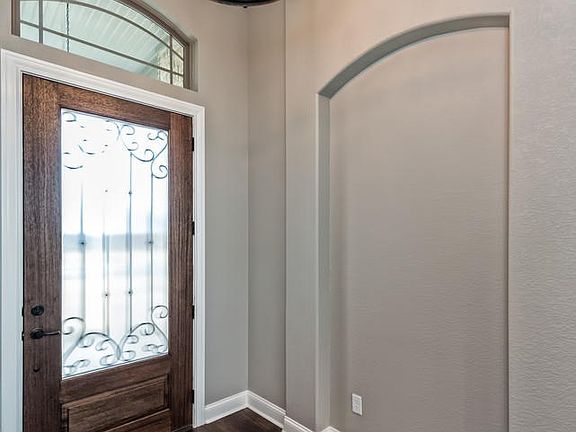 3rd image of 443 Stone Manor Dr