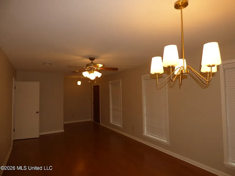 238 Westview Cir — Photo 12