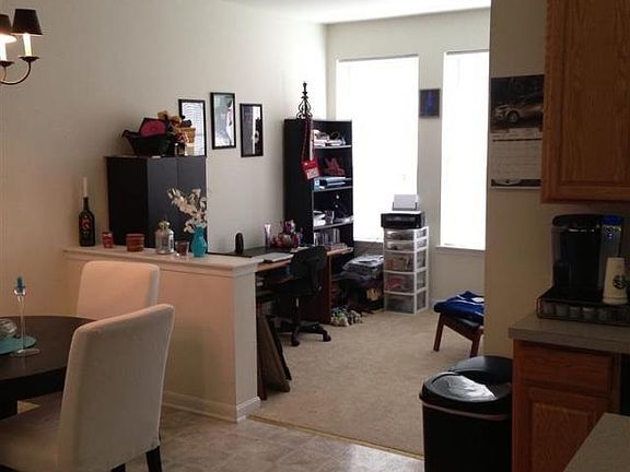 3rd image of 143 Bruaw Dr