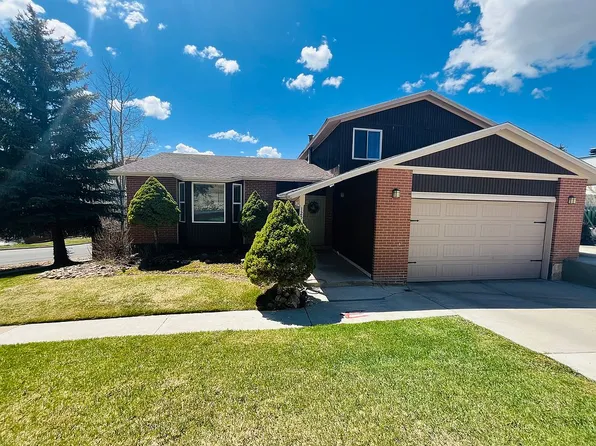 125 Aspen Grove Dr W, Evanston, WY 82930