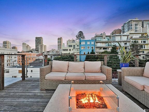 2nd image of 1025 Lombard St APT 4