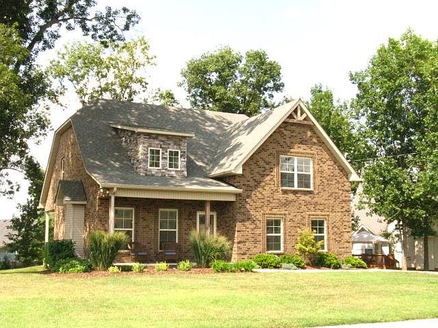 1st image of 2209 Skinner Dr