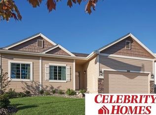 19109 Greenleaf St, Gretna, NE 68028