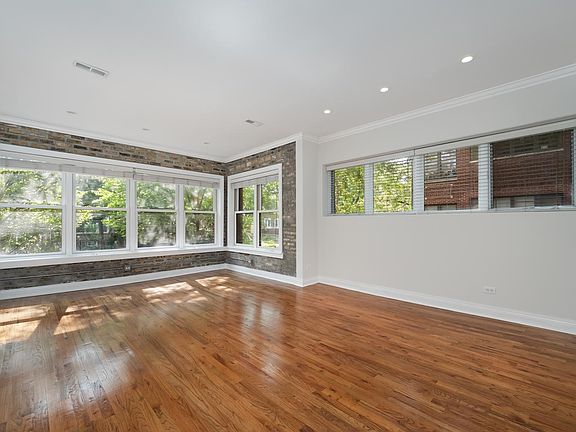3rd image of 6622 N Ashland Ave APT 1