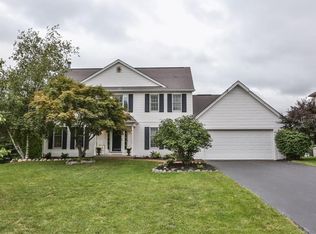 18 Norbrook Rd, Fairport, NY 14450