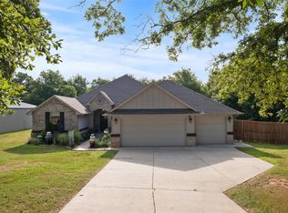15500 Whispering Oaks Rd, Newalla, OK 74857