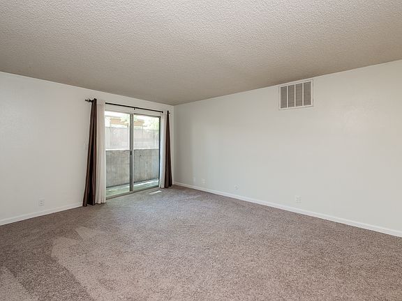 2nd image of 264 W Garden Park