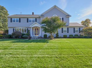 75 Ivy Hill Rd, Red Bank, NJ 07701