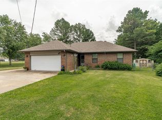255 Old Wire Rd, Springdale, AR 72764