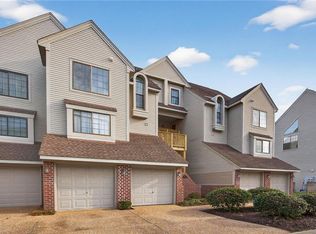 748 Rock Crest Ct APT 303, Newport News, VA