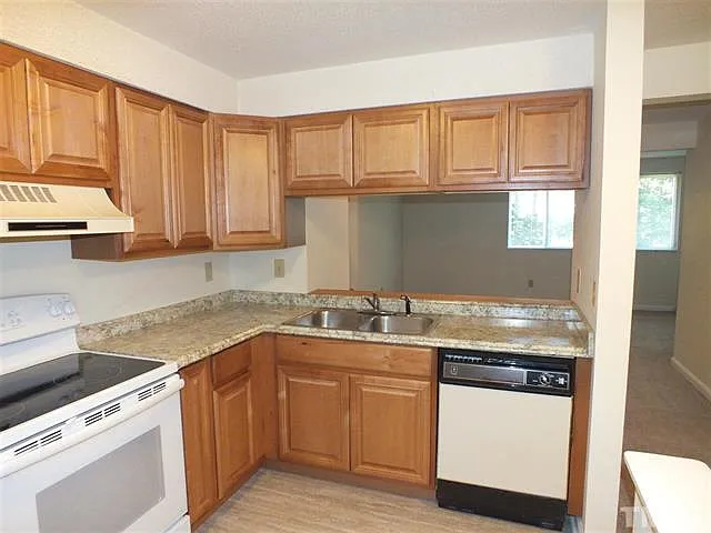 7734 Bernadette Ln — Photo 15