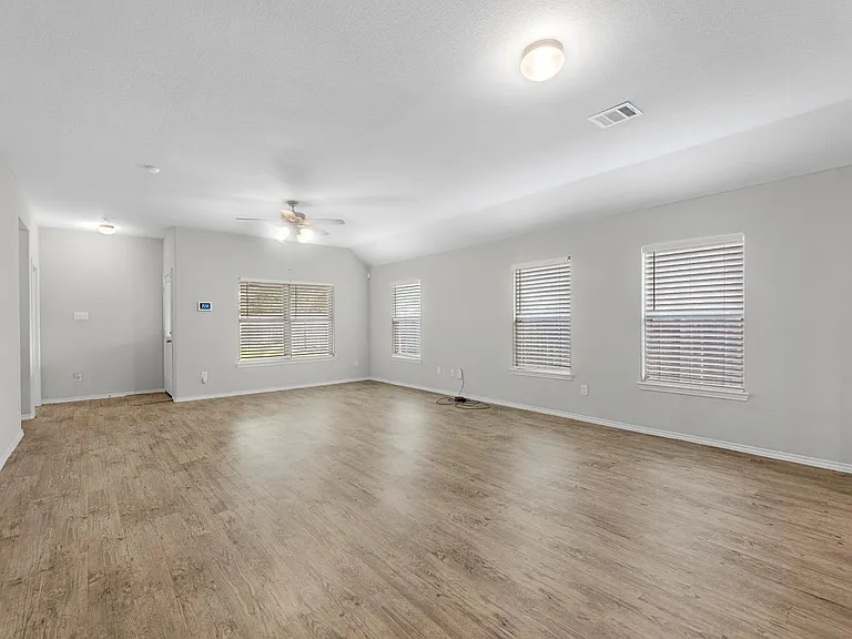 18922 Cedar Moss Ct — Photo 8