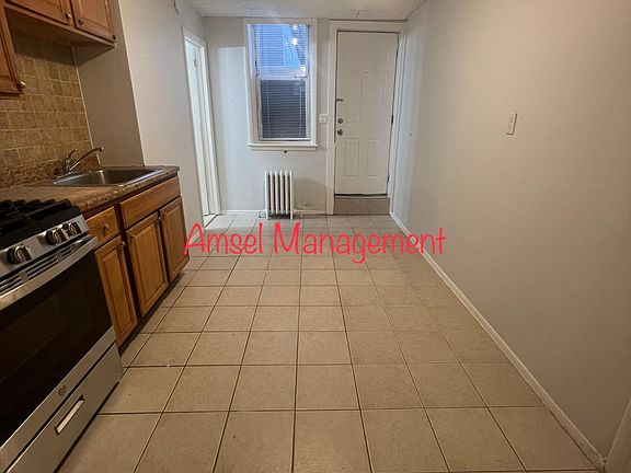 3rd image of 125 6th Ave APT 8