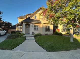 841 Lawrence Dr, Gilroy, CA
