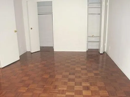 Rented by City Connections Realty | media 20