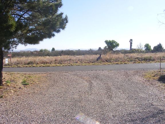 3rd image of 4954 S Laredo Pass