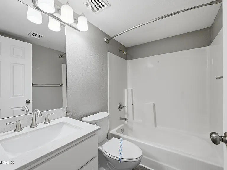 6166 E Glencove St #2 — Photo 11