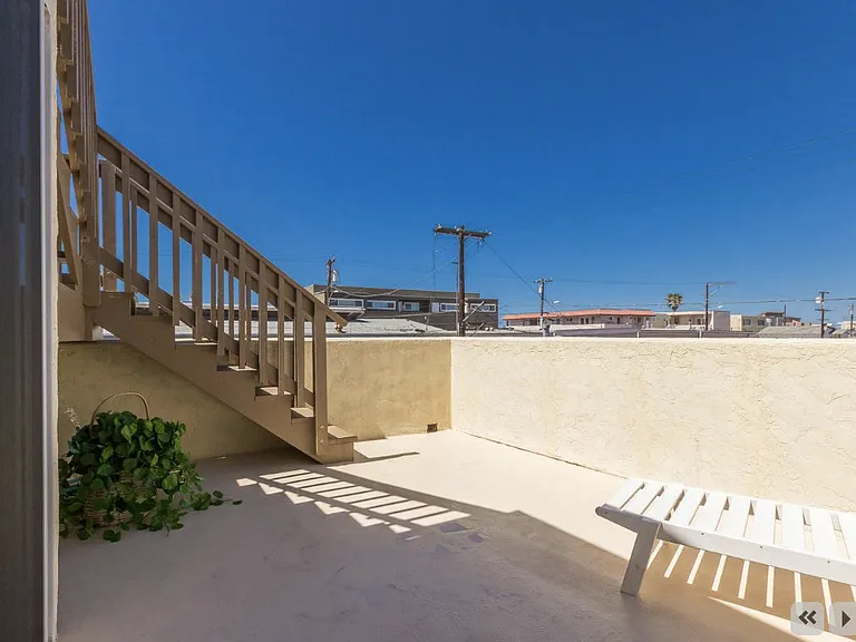 728 Jamaica Ct — Photo 46
