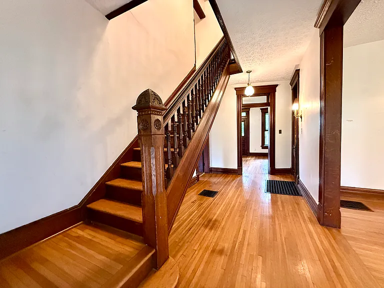 596 Reynoldsburg New Albany Rd — Photo 7