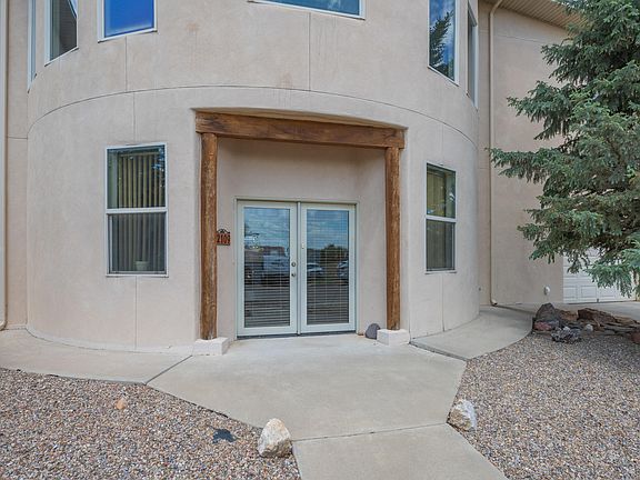 4th image of 2109 Longview Dr