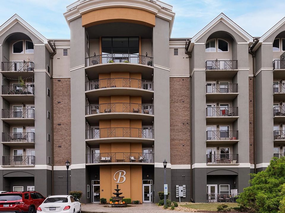 1st image of 1001 Church St #108