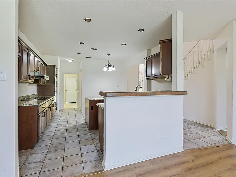 9233 Dark Forest Dr — Photo 18