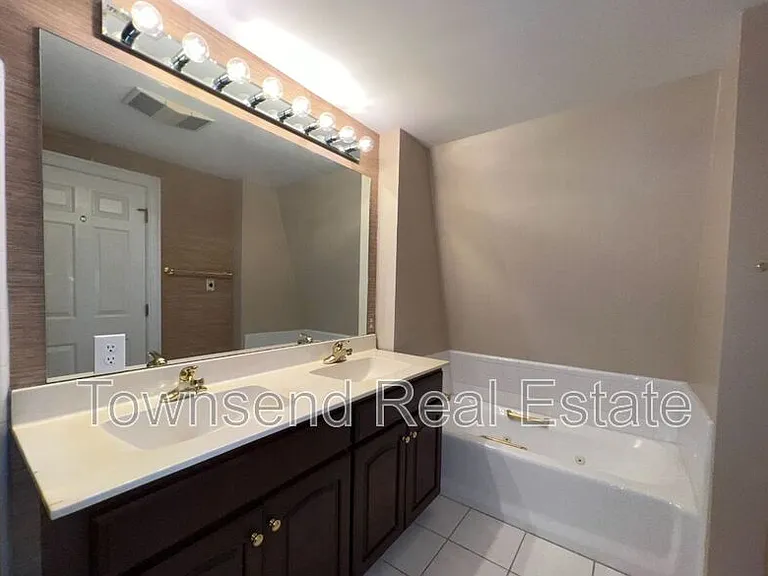 102G Person St — Photo 20