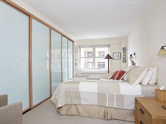 5th image of 50 Sutton Pl S APT 10K