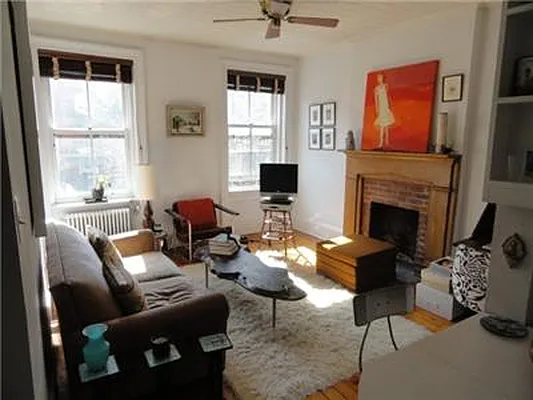 Sold by Bank Neary | media 9