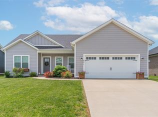 651 McIntyre St, Bowling Green, KY 42101