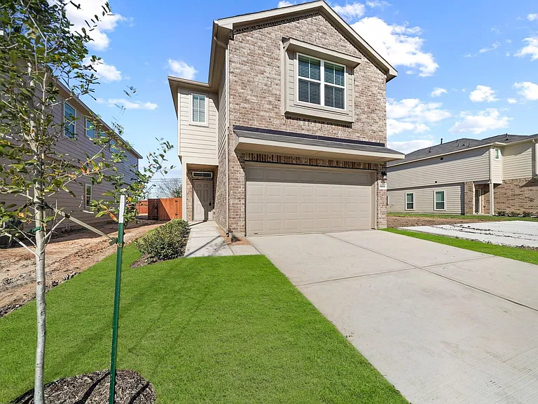 13322 Talisker Rd — Photo 1