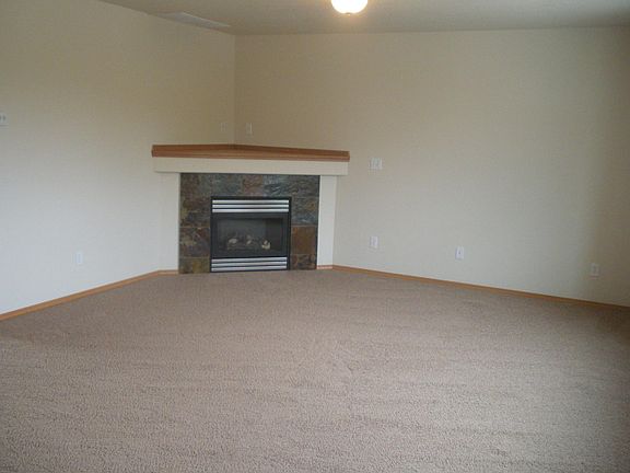 5th image of 614 S 5th St #A3