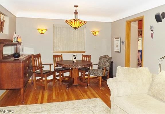 3rd image of 9105 Memphis Villas Blvd