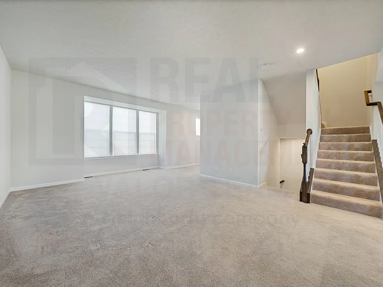 4011 N Steels Cir — Photo 18