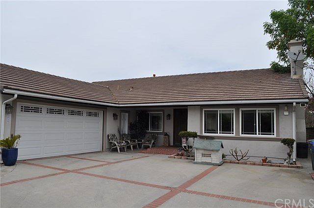 1st image of 12605 Oakthorn Ln