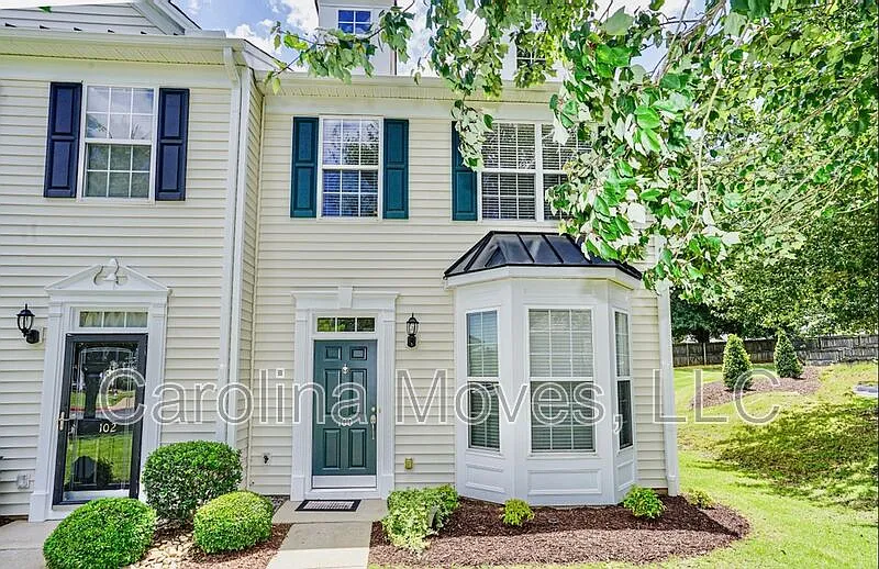 100 Xander Dr