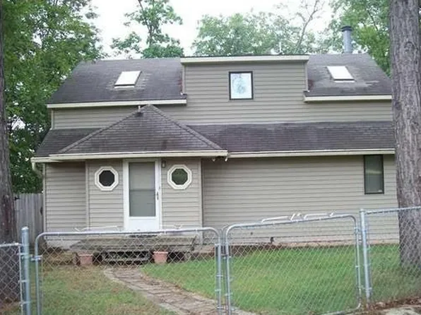 1610 Blackberry Rd, Deatsville, AL 36022
