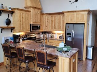 247 E Lake Dr, Medicine Park, OK 73557