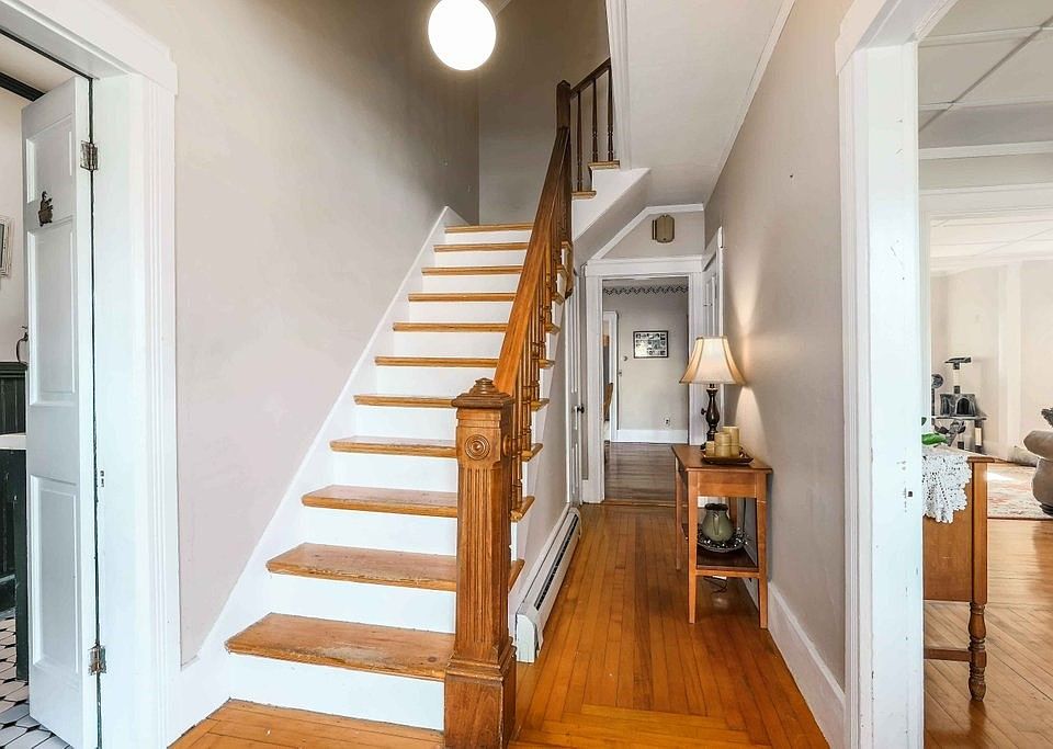 243 Dresser St, Southbridge, MA 01550 | Zillow