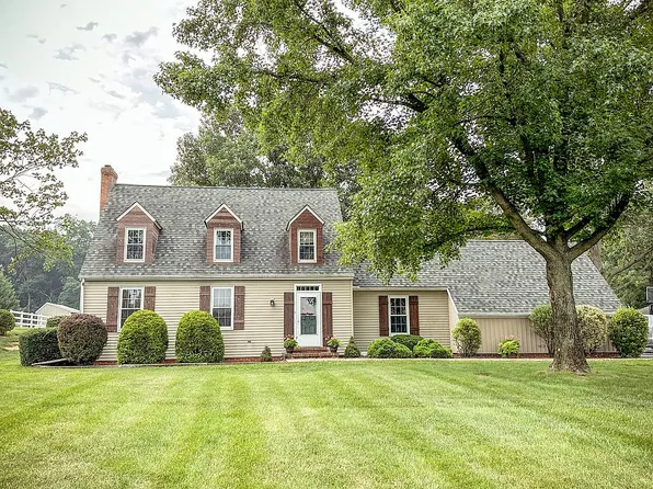 55 Sego Sago Rd, Manheim, PA 17545