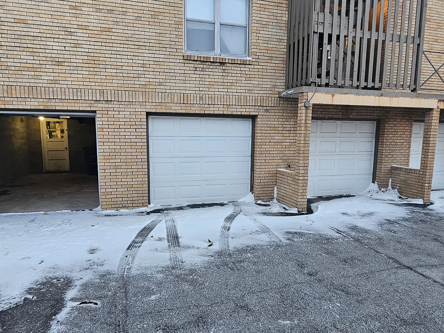 5057 Leavenworth St — Photo 4