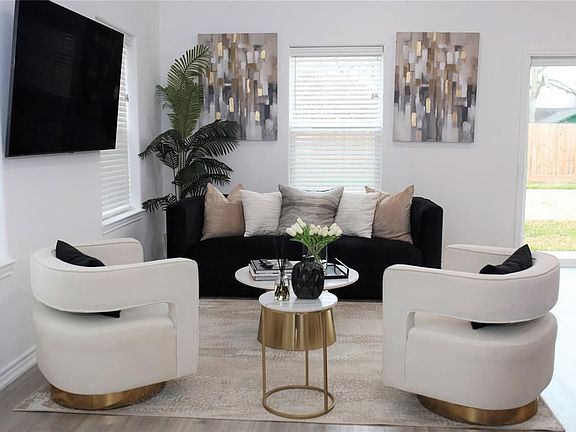 5th image of 10213 Ashville Dr