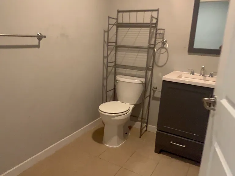 113-115 12th Ave #206 — Photo 9