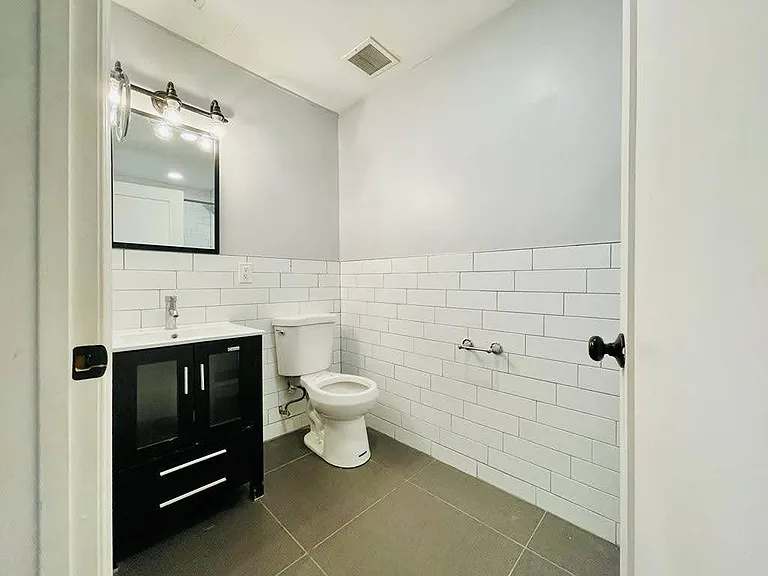 51 Jewett Ave #1A — Photo 5