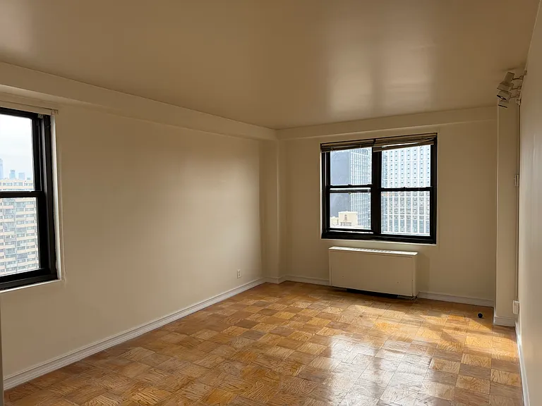225 Saint Pauls Ave #17L — Photo 13