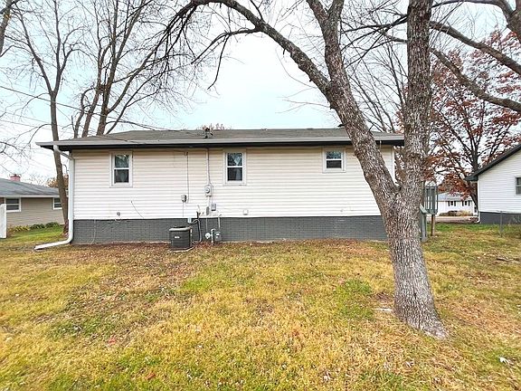 5th image of 1733 Deringer Dr