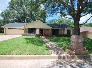 601 W Rieck Rd, Tyler, TX 75703