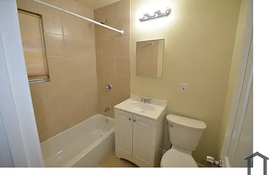 3 bed, 950 sqft, $2,950 — Photo 4